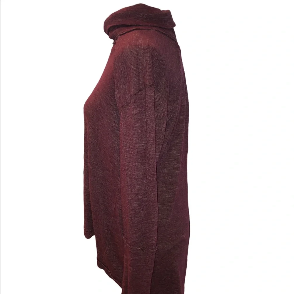 Free People EUC Turtle Neck - Picture 6 of 9